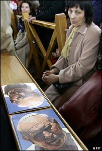 Hình Giáo hoàng tại một trong những buổi lễ ở Ba Lan