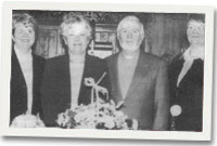 O'r chwith i'r dde - Miss Jane Richards, Mrs Miriam Lewis, y Parchedig Trefor Lewis a Mrs Linda Owens.
