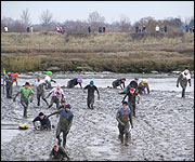 Maldon Mud Race contestants 