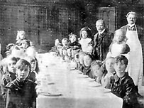 first school dinners 1907