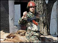 سرباز سوری در دره بقاع