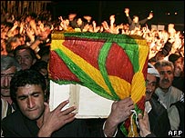 Şemdinli'de cenaze töreni