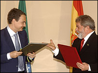 Zapatero e Lula, em Brasília (Foto: Antonio Cruz/Agência Brasil)