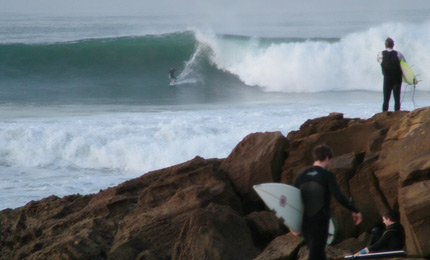 What a sight. Anchor Point goes off, double to triple overhead. Full marks to this unknown charger. Pic, Maroc, Jay Feb 07