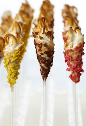 Lemon meringue cone cake-pops for the 2012 Oscars ceremony