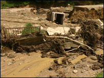 Distrugeri provocate de inundaţiile din luna iunie