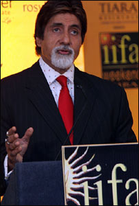 अमिताभ बच्चन