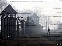 سيم خاردارهای آشويتس