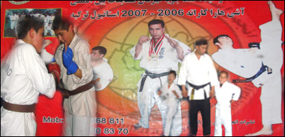 دکاراتې کلب