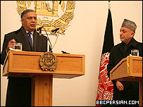 کنفرانس مطبوعاتی مشترک حامد کرزی و شوکت عزيز