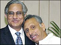 अय्यर और वक़ार