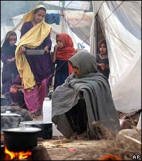 Sobreviventes do terremoto no Paquistão