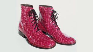 Red leather boots|90|Elton John 