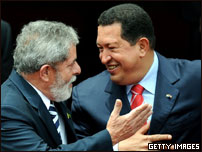 Os presidentes do Brasil, Luiz Inácio Lula da Silva, e da Venezuela, Hugo Chávez, em Caracas