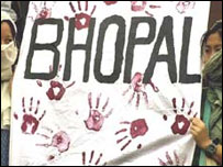 भोपाल के गैस पीड़ितों का प्रदर्शन 