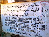 Aviso do Talebã contra as drogas em Kabul