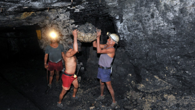 عمال مناجم الفحم في الهند