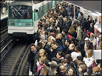 Plataforma da estação Gare de L´Est, em Paris
