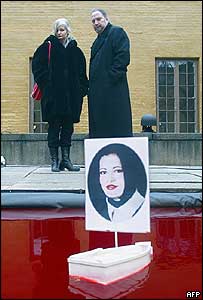 A instalação feita pelo artista Dror Feiler