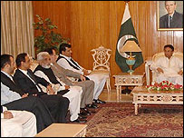 صوبہ سرحد کے ارکان اسمبلی اور صدر مشرف