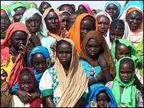 Refugiados do campo Karma, no sul de Darfur