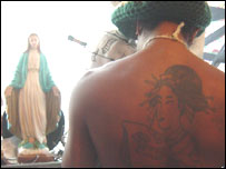 Tatuagem de gueixa e Nossa Senhora