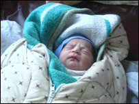 دزېږون ترمنځ واټن