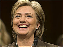 Bà Hillary Clinton tại buổi điều trần