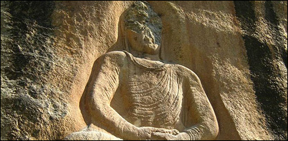  سوات میں تباہ کیا جانے والا بدھ کا مجسمہ