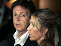 麦卡特尼爵士和米尔斯