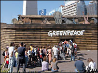 گرین پیس کے کارکن بیونس آئیرس میں