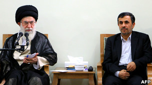 احمدی نژاد و خامنه ای