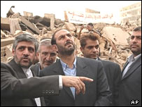 سعيدلو همراه با عضو پارلمان لبنان از حزب الله هنگام ديدن از جنوب بيروت