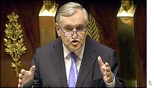 Francouzský premiér Jean-Pierre Raffarin 