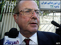 राष्ट्रमंडल संगठन के महासचिव डॉन मैक्किनन