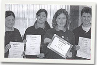 Branwen (trydydd o'r chwith) gydag Anna Protheroe, Heledd Williams a Prys Jones a ddaeth yn ail a chydradd drydydd.