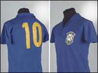 A camisa que Pelé usou na final da Copa de 1958