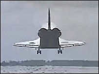 Endeavour pousa na Flórida