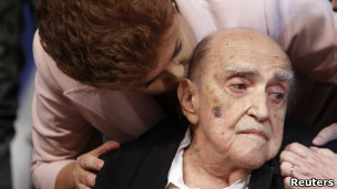 Niemeyer com Dilma Rousseff