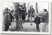 Plant yn mwynhau yn Llangrannog