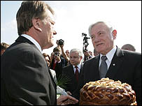 Ющенко, Адамкус та Качинський