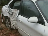 Ford Taurus dirigido pelo menino