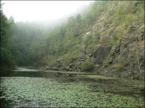 Earnslaw quarry lake