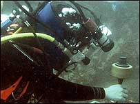 Diver at the Salcombe Cannon site