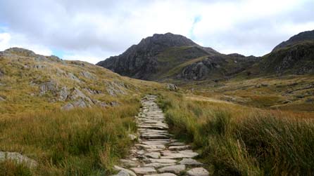 Edrych tua Tryfan