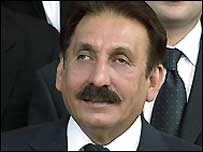 عملی طور پر معطل چیف جسٹس افتخار چودھری