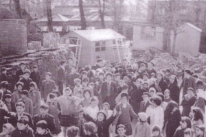 Children on Woburn Road, Bedford