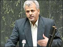 داود دانش جعفری، وزیر اقتصاد