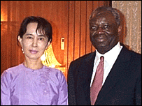 Ibrahim Gambari - ảnh lưu trữ cuối năm 2006