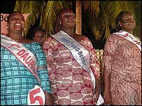 भारी भरकम महिलाओं की प्रतियोगिता